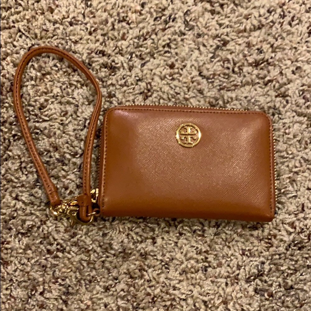 Tory Burch Robinson Leather Wristlet